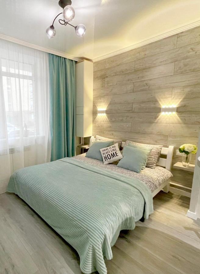Tiffany Apartment Irpin Esterno foto